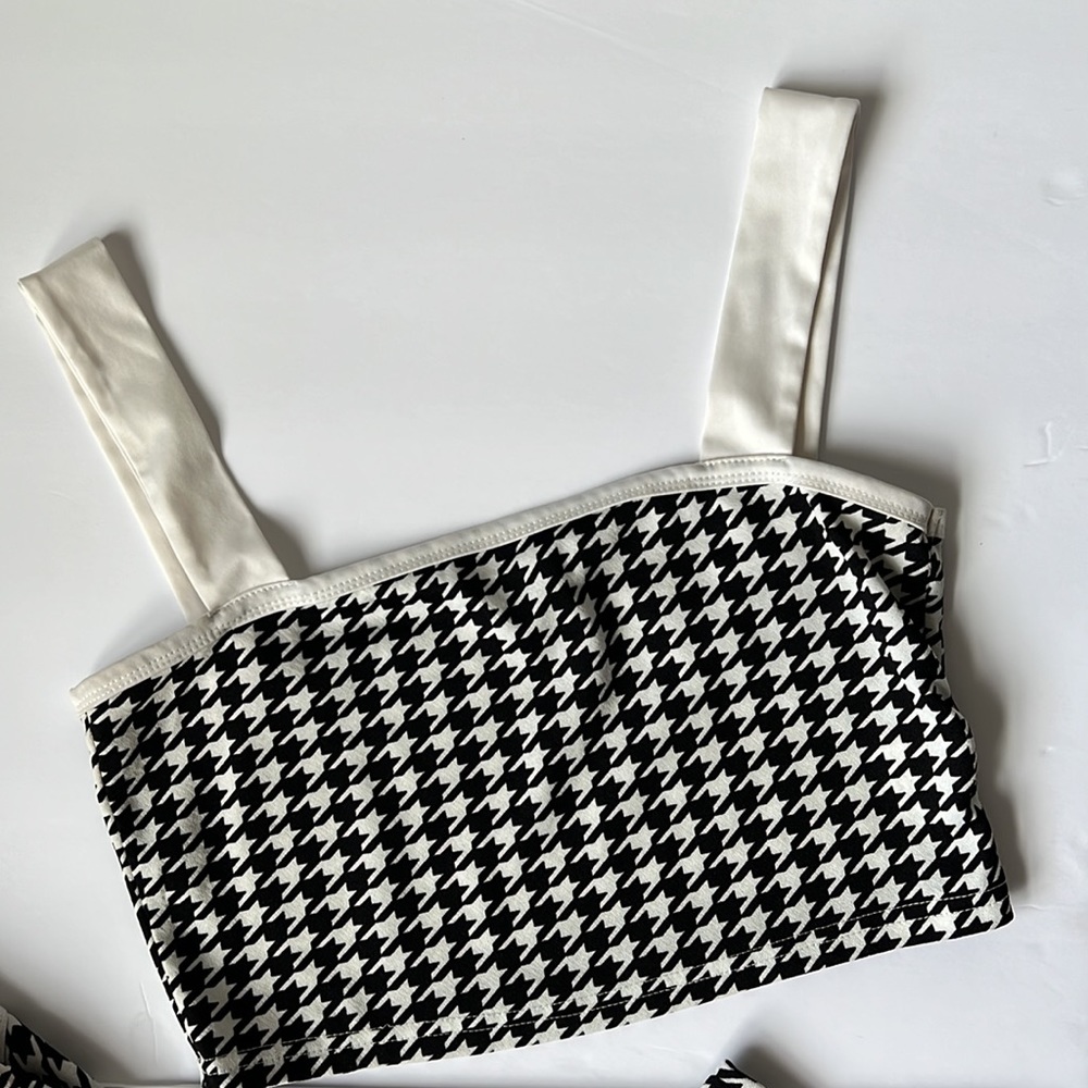 Matching Set - Picture 4 of 5